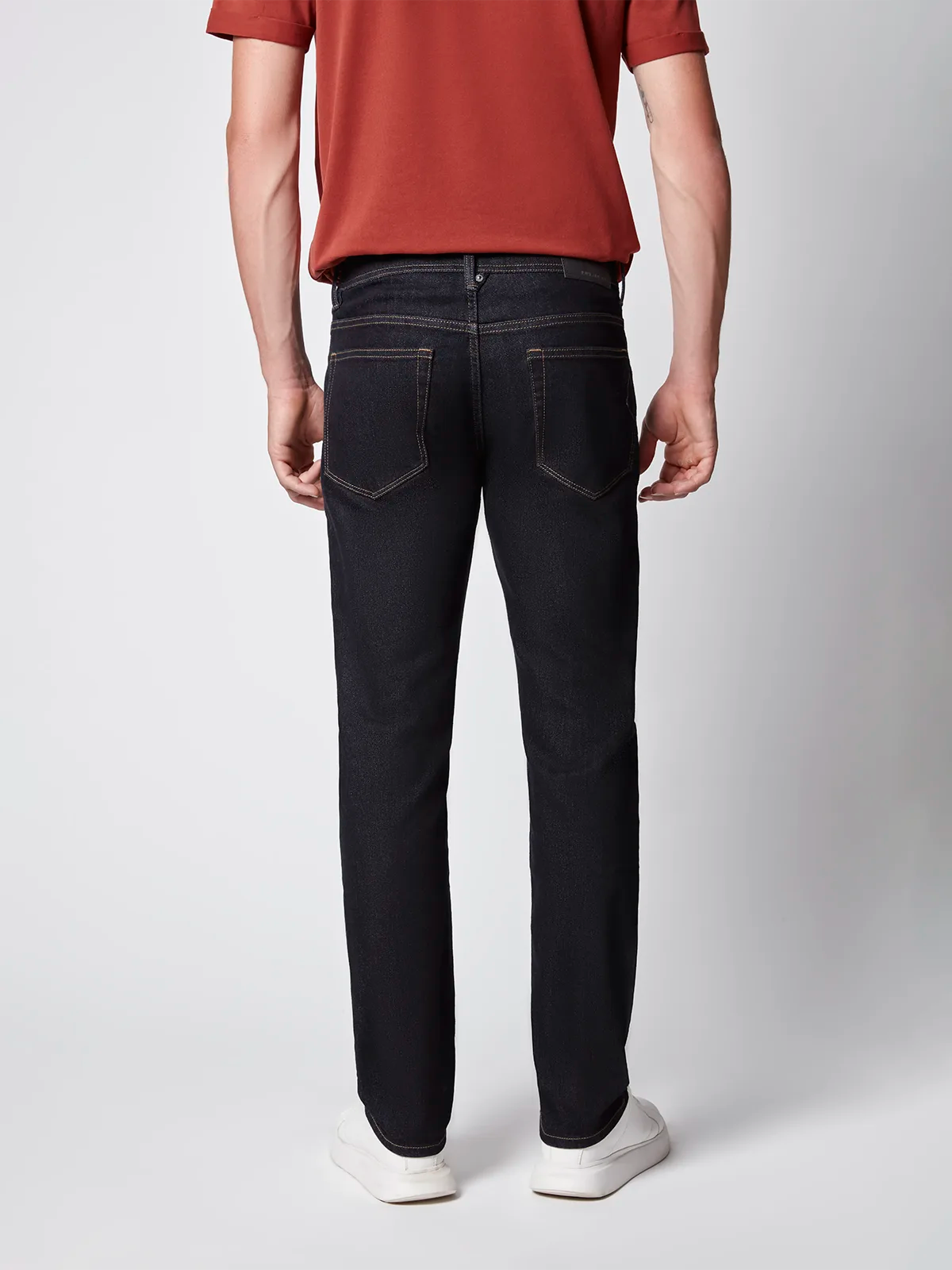 Men's 5 Pocket Slim Fit Jean