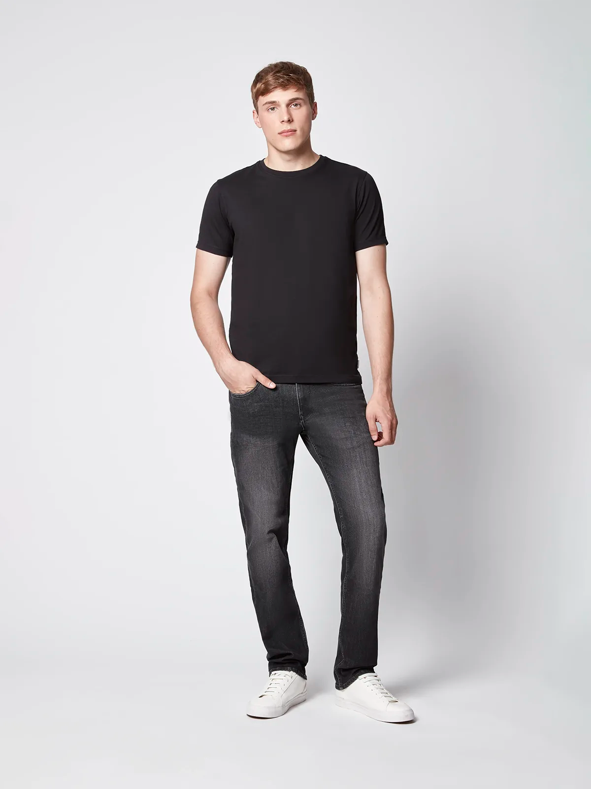 Men's 5-Pocket Straight Fit Jeans