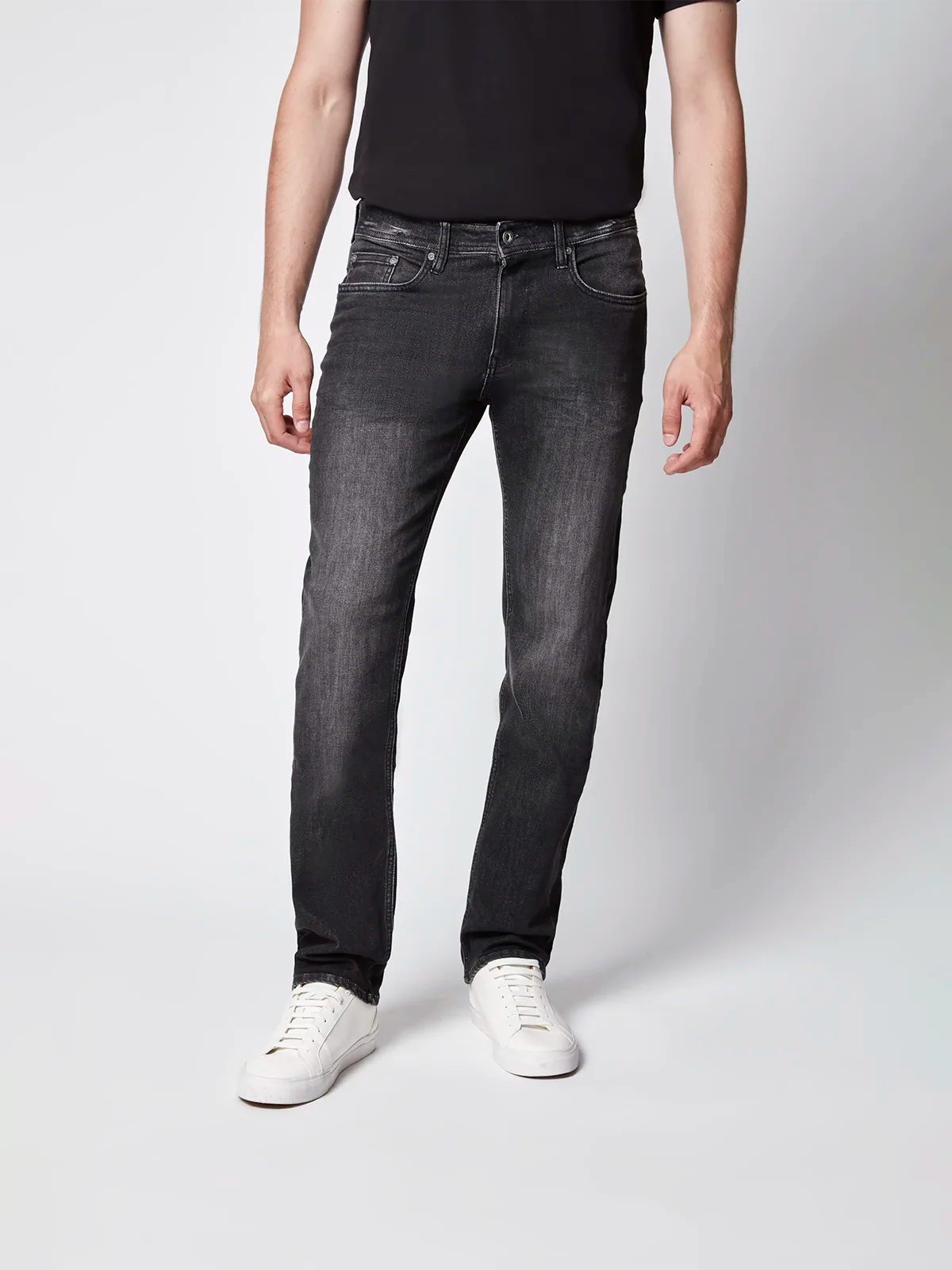 JEANS 5 POCHES À COUPE DROITE POUR HOMME