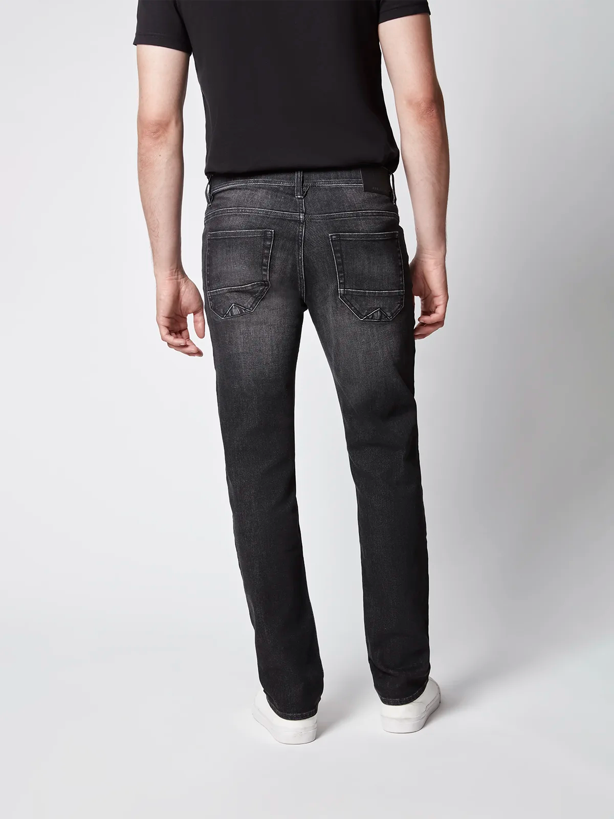 Men's 5-Pocket Straight Fit Jeans