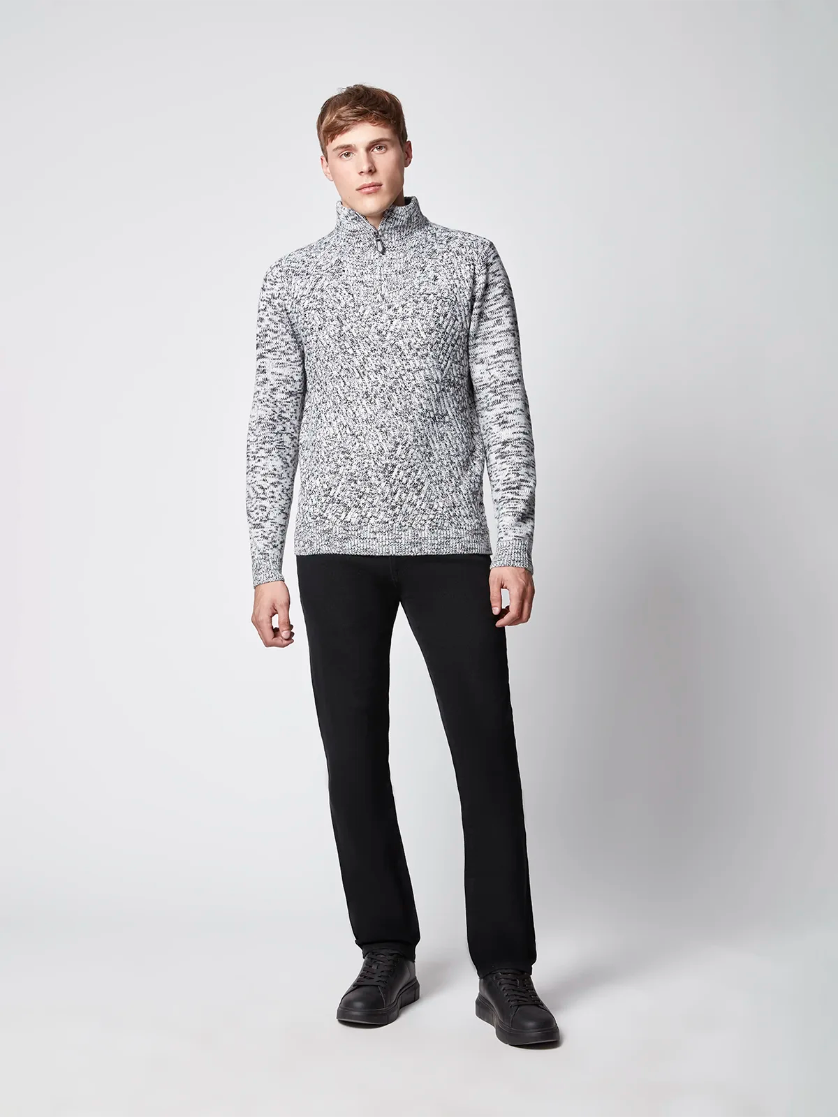 Pull en tricot torsadé avec col montant pour homme