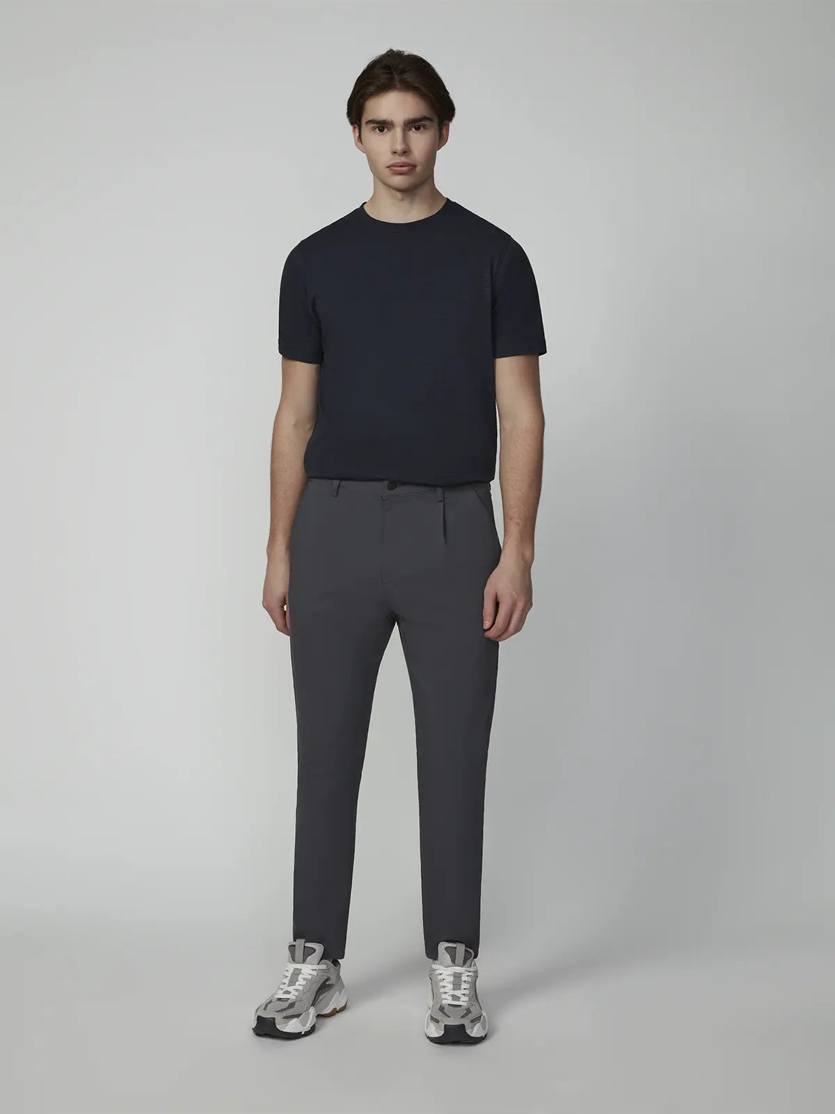 Pantalon chino à plis solide et décontracté pour homme