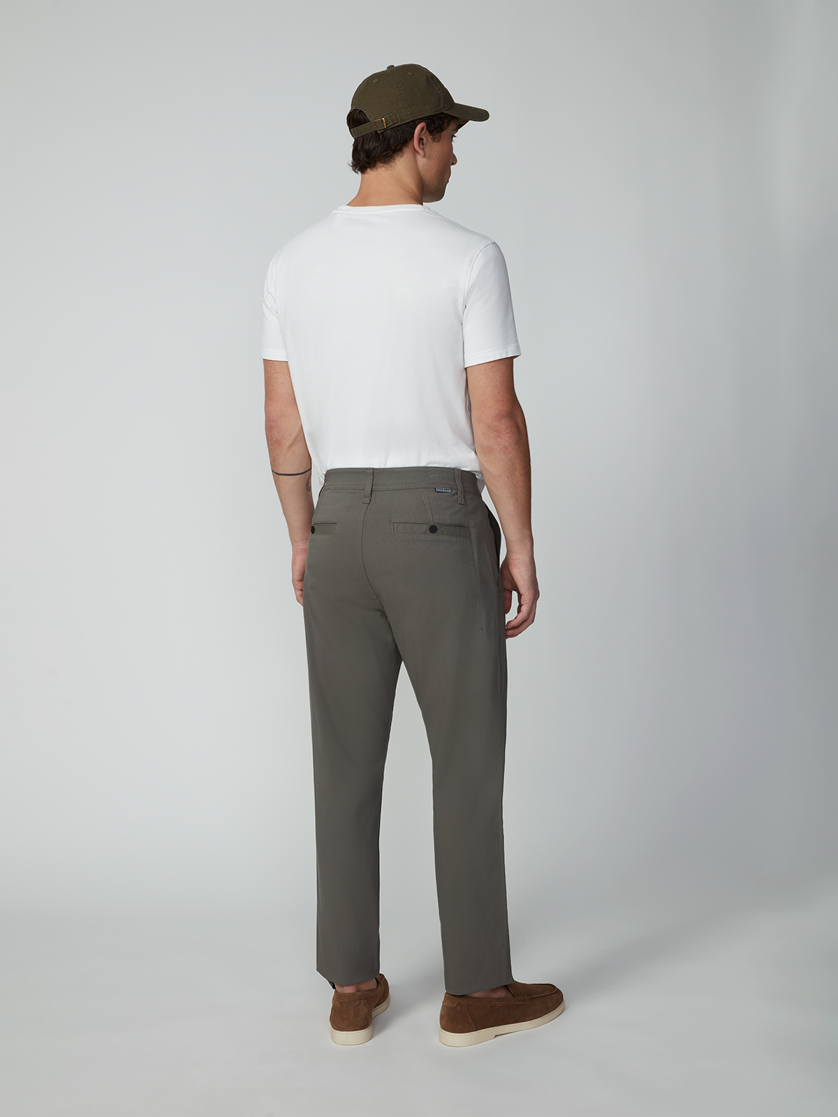 Pantalon chino ample Solid Bungee pour homme