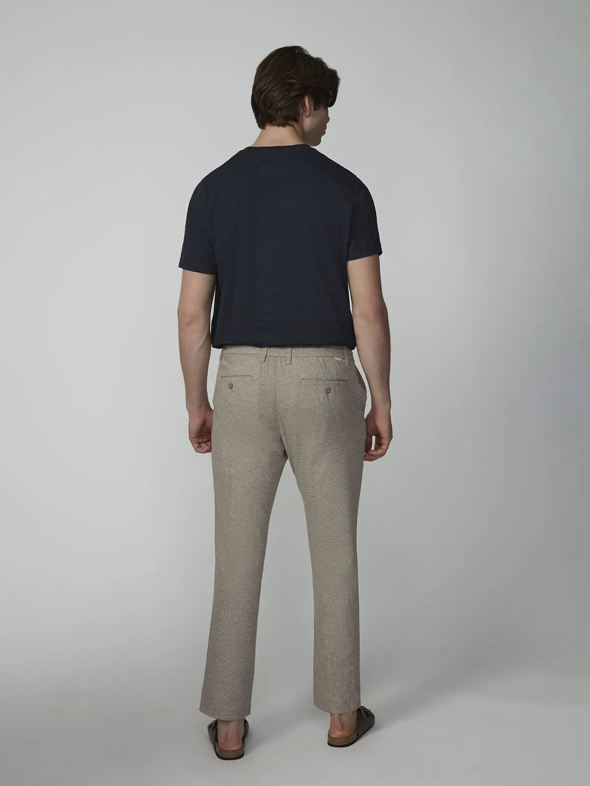 Pantalon de lin à cordon de serrage pour homme