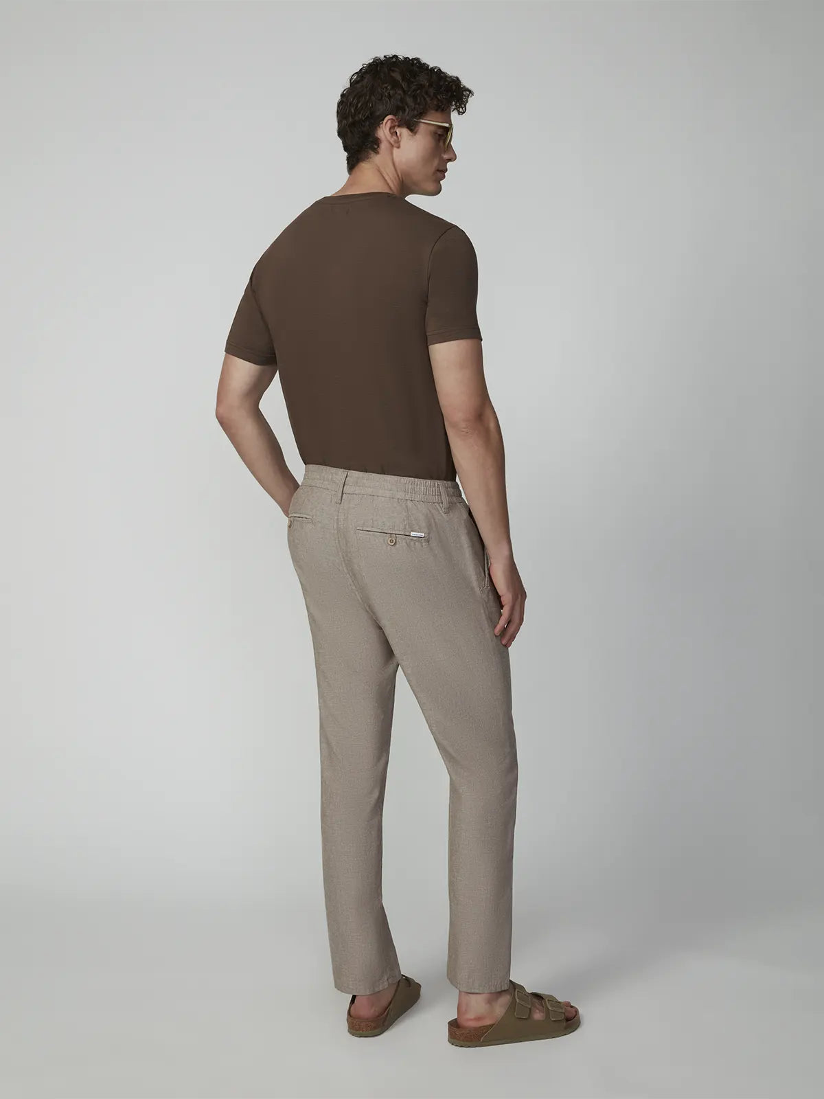 Pantalon de lin à cordon de serrage pour homme