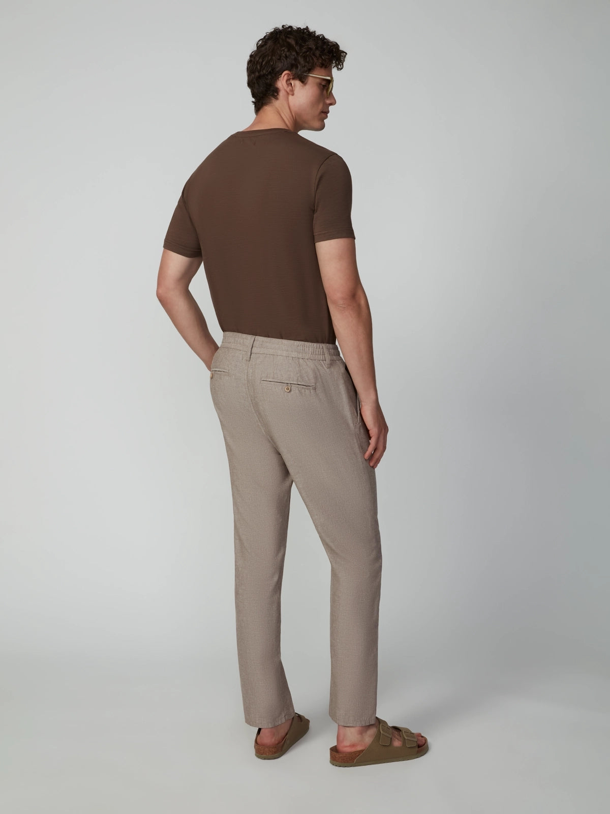 Pantalon de lin à cordon de serrage pour homme